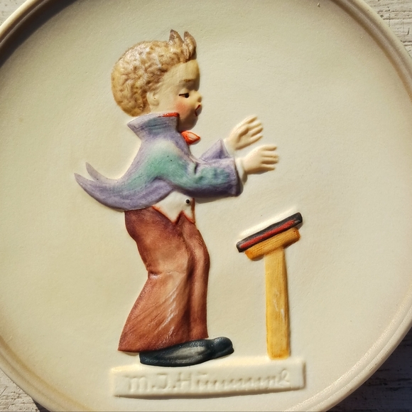 MJ Hummel Goebel Hum 742 Little Music Makers Miniature Plate Collectible - Picture 3 of 4